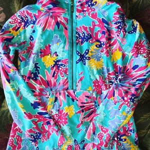 Lilly Pulitzer popover sz S “TRIPPIN N SIPPIN”